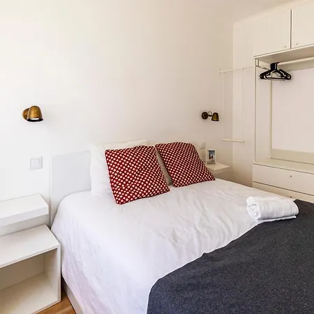 Serene 2-bedroom Flat With Garden View In Benfica Apartment Lisbon
