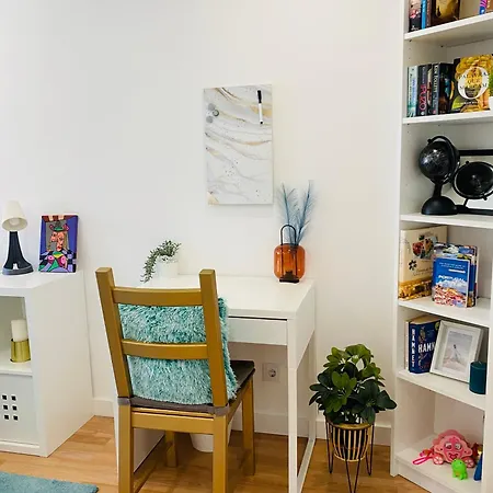 Apartment Serene 2-bedroom Flat With Garden View In Benfica *